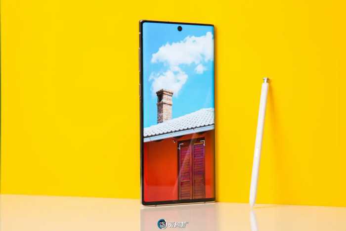 三星Galaxy Note10上手，它是衬托Galaxy Note10 更好而存在