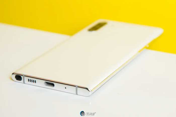 三星Galaxy Note10上手，它是衬托Galaxy Note10 更好而存在