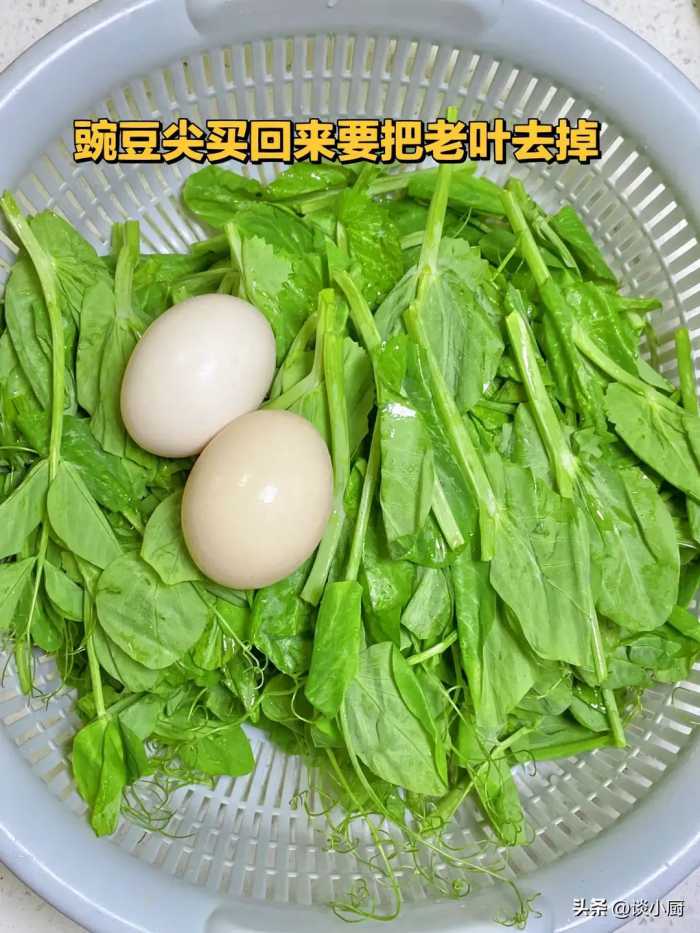 冬季宁可少吃白菜，也别忘吃这菜，清热通便，保护视力，嫩肤美白