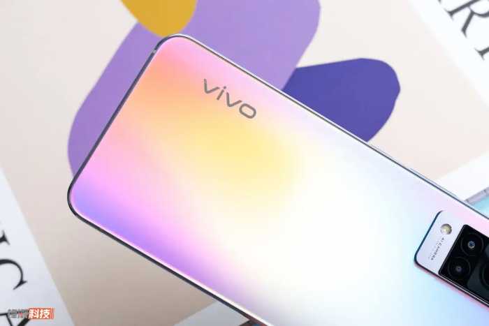 vivo S9体验评测：没有人比我更懂自拍