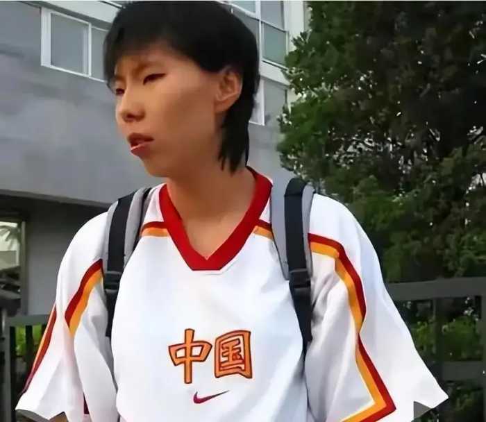 中国前女篮队长陈楠：退役嫁身高2米04公务员，生娃后复出战奥运