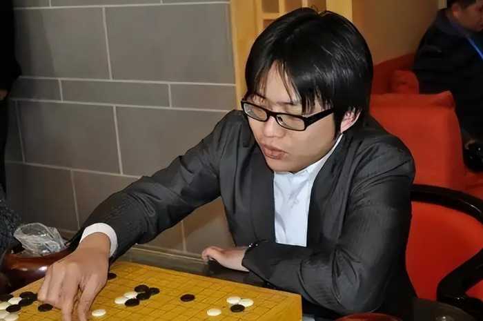 棋圣聂卫平长子：改日本国籍，娶日本妻子，坚决不让混血儿子姓聂