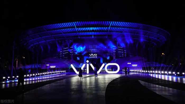 开局开门红 vivo X100S惊艳亮相