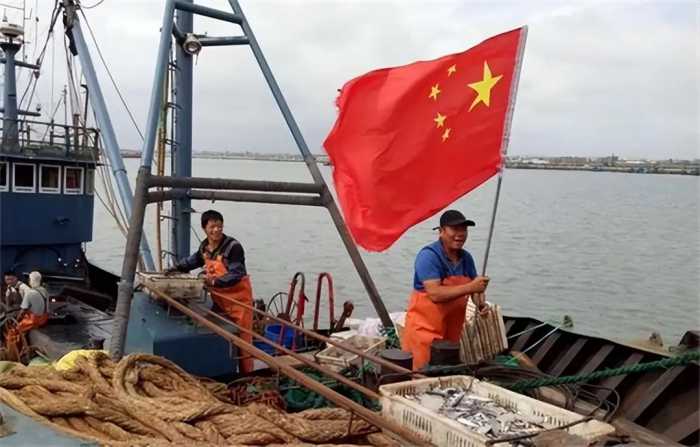 我国在南海最大的岛礁：岛上已绿树成荫，现代化城市雏形初显