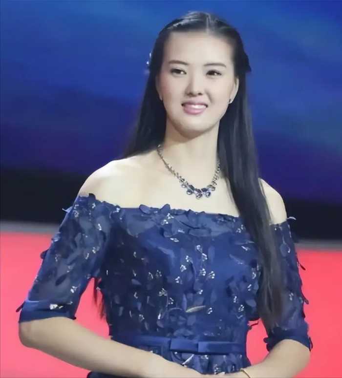 盘点中国体坛六大美女：大长腿张常宁拍性感照，潘晓婷身材丰满