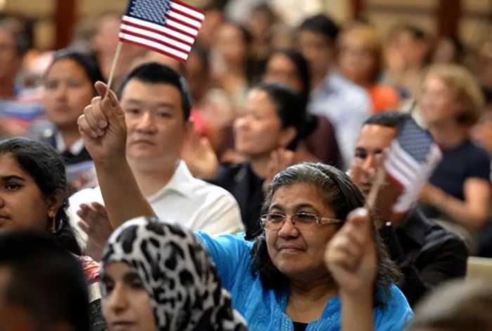 有多少中国人定居在美国？详细统计数据出来后，看了让国人寒心！